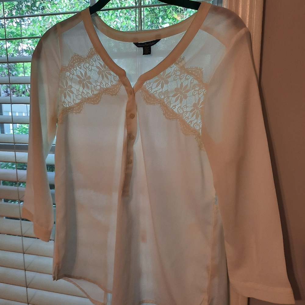 American Eagle Cream Blouse